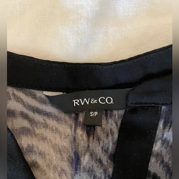 RW&CO, size small, blouse - Picture 3 of 3